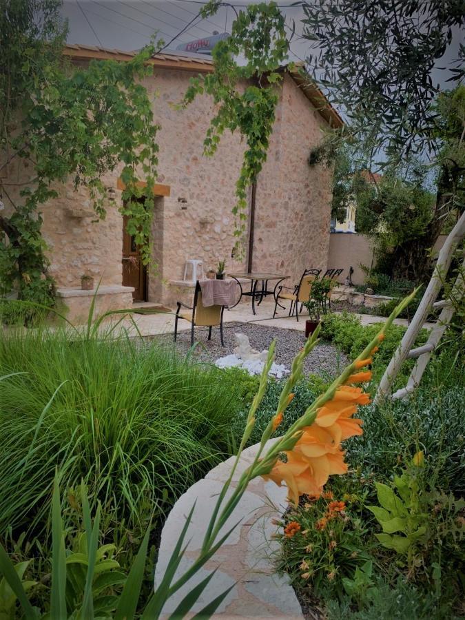 Villa Zacharenia นิเกียนา ภายนอก รูปภาพ